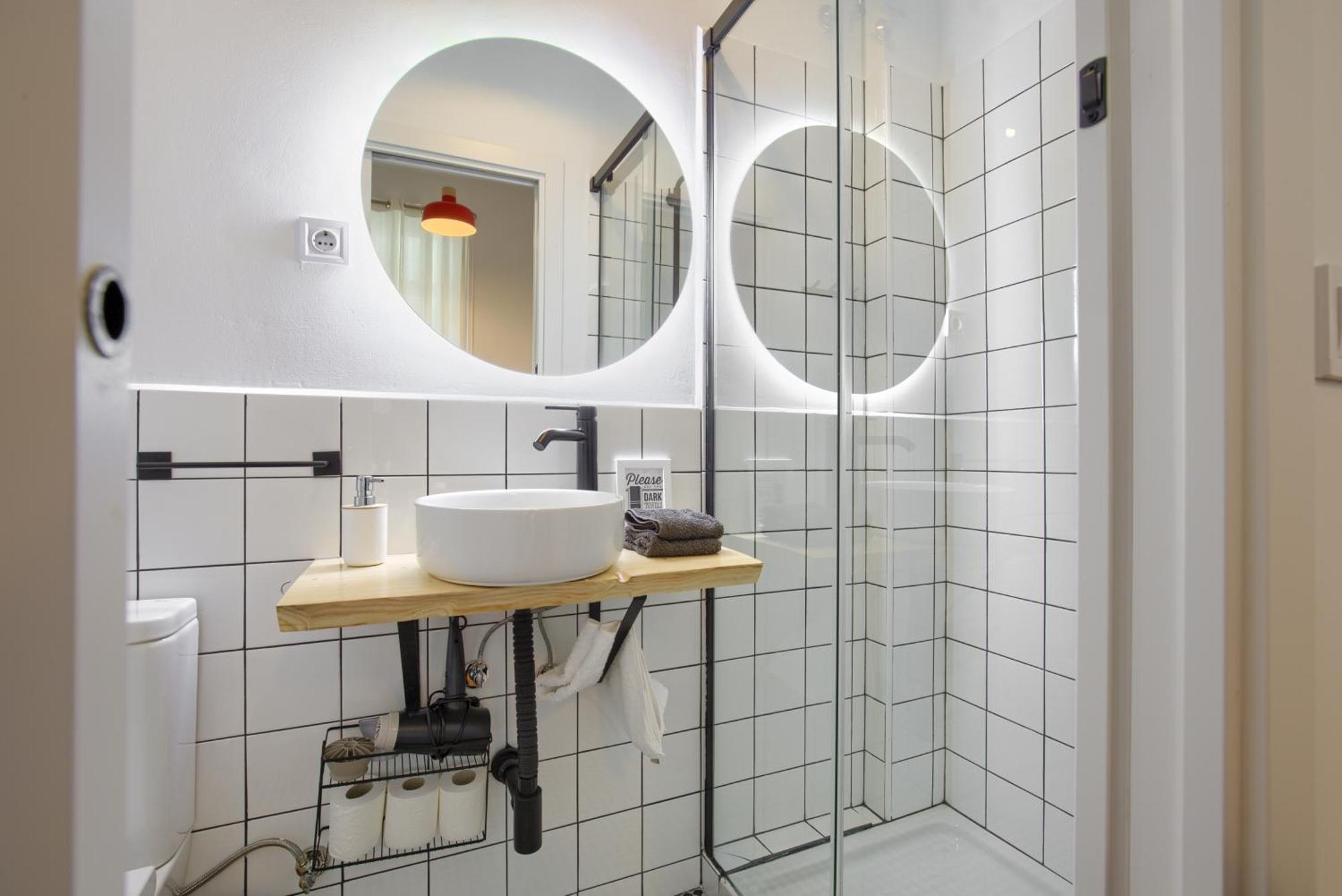 Mezzanine Orange Apartment Madrid Ruang foto