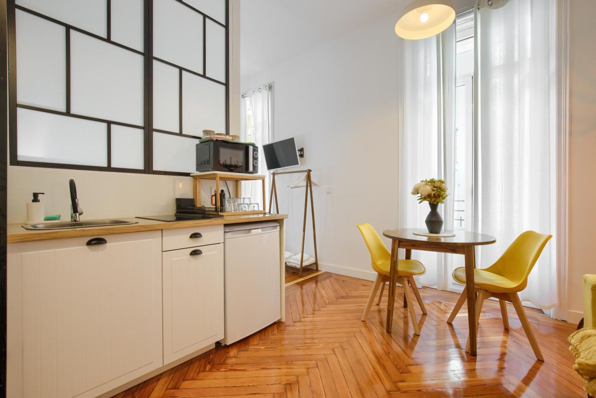 Mezzanine Orange Apartment Madrid Ruang foto